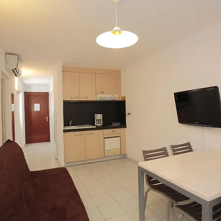 Residence Lago Verde 4* بورتو فيكشْيو