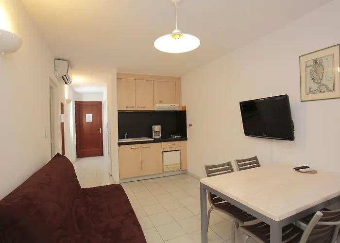 Residence Lago Verde 4* פורטו-וישיו