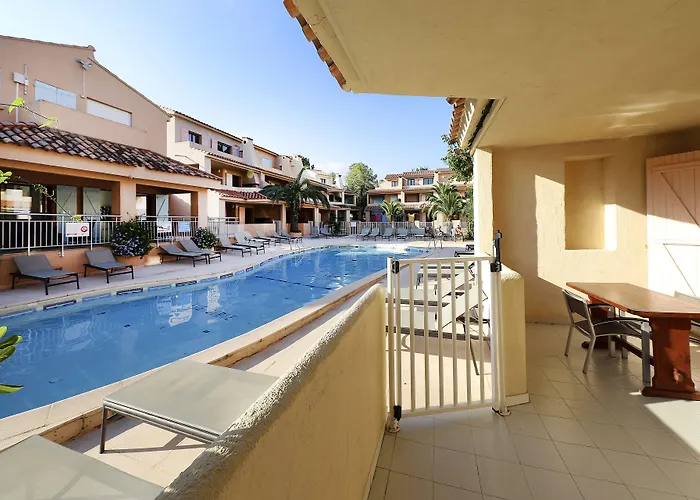 Residence Lago Verde 4* פורטו-וישיו