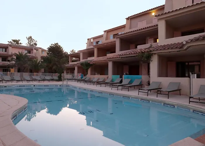 מלון דירות Residence Lago Verde 4*